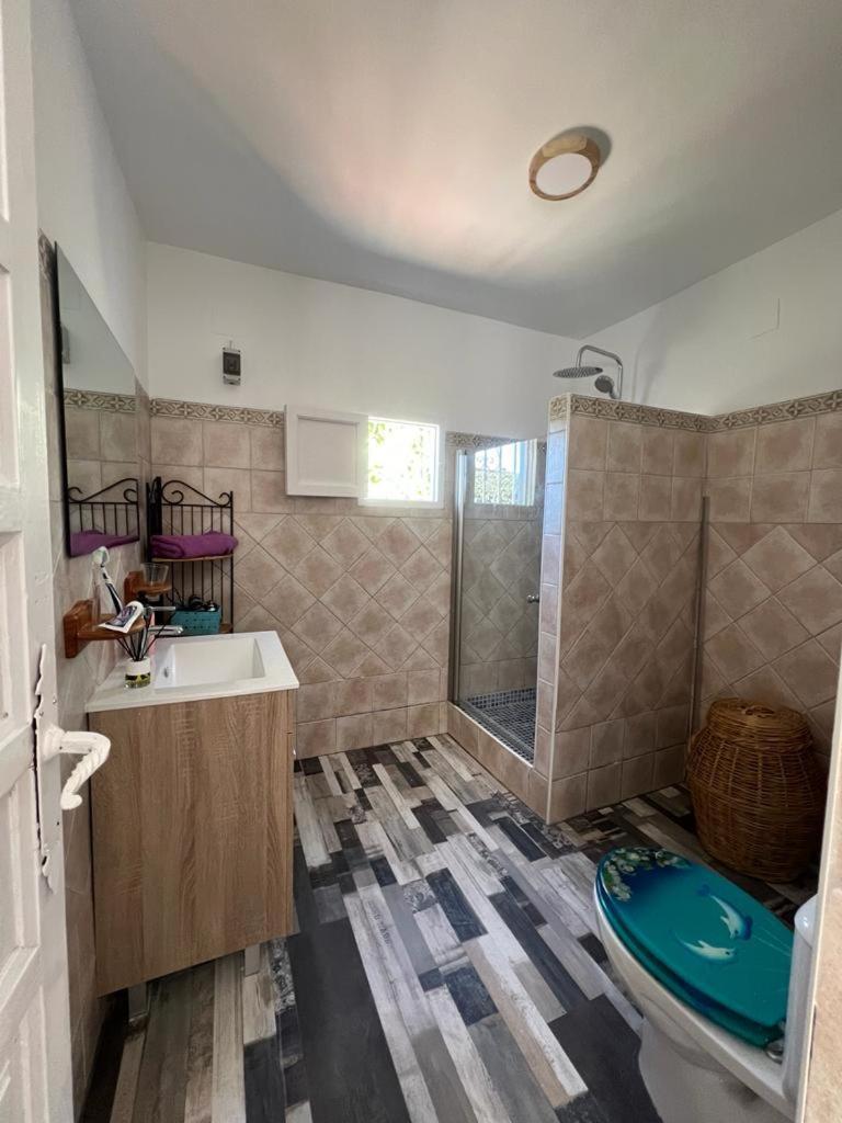 Casa Rural Malaga Monkey Love Con Jacuzzi Iznate Buitenkant foto